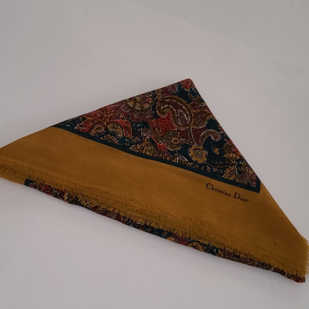 Christian Dior E'Charpes Vintage 100% Wool Scarf - Picture 12 of 16